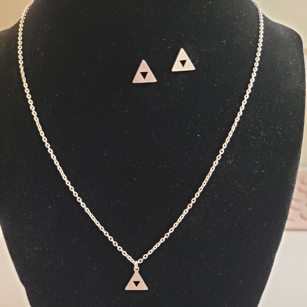 Legend of Zelda Silver Triforce Necklace and Earrings Set